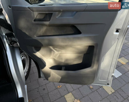 Серый Фольксваген Transporter, объемом двигателя 2 л и пробегом 208 тыс. км за 24850 $, фото 87 на Automoto.ua