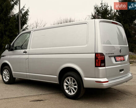 Серый Фольксваген Transporter, объемом двигателя 2 л и пробегом 239 тыс. км за 25900 $, фото 58 на Automoto.ua