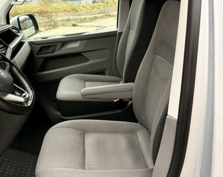 Серый Фольксваген Transporter, объемом двигателя 2 л и пробегом 239 тыс. км за 25900 $, фото 18 на Automoto.ua