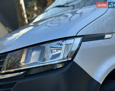 Серый Фольксваген Transporter, объемом двигателя 2 л и пробегом 208 тыс. км за 24850 $, фото 16 на Automoto.ua