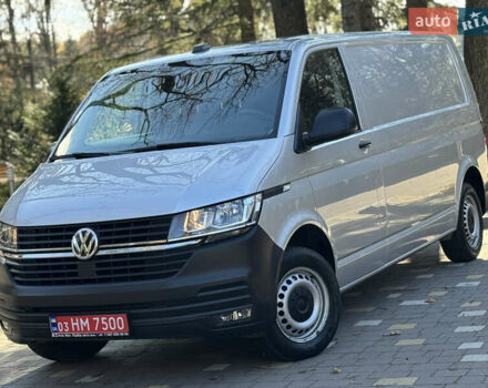 Серый Фольксваген Transporter, объемом двигателя 2 л и пробегом 208 тыс. км за 24850 $, фото 1 на Automoto.ua