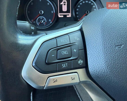 Серый Фольксваген Transporter, объемом двигателя 2 л и пробегом 150 тыс. км за 26800 $, фото 22 на Automoto.ua