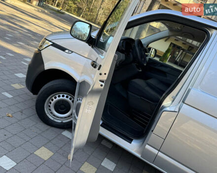 Серый Фольксваген Transporter, объемом двигателя 2 л и пробегом 208 тыс. км за 24850 $, фото 53 на Automoto.ua