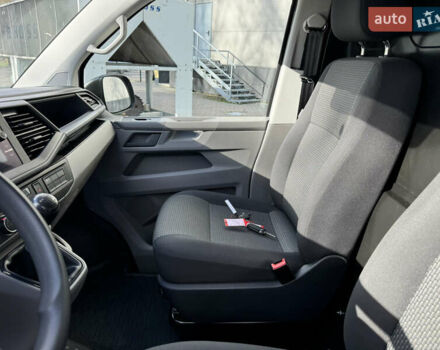 Серый Фольксваген Transporter, объемом двигателя 1.97 л и пробегом 220 тыс. км за 29500 $, фото 76 на Automoto.ua