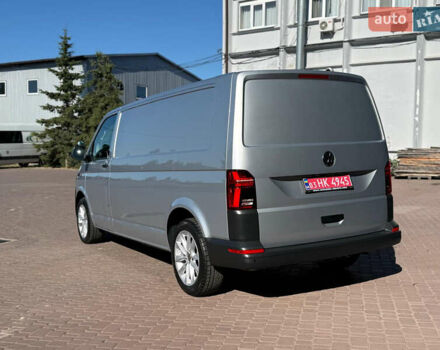 Серый Фольксваген Transporter, объемом двигателя 2 л и пробегом 150 тыс. км за 26800 $, фото 3 на Automoto.ua