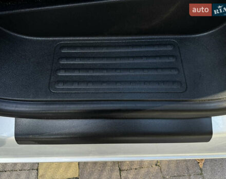 Серый Фольксваген Transporter, объемом двигателя 2 л и пробегом 208 тыс. км за 24850 $, фото 89 на Automoto.ua