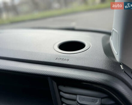 Серый Фольксваген Transporter, объемом двигателя 1.97 л и пробегом 220 тыс. км за 29500 $, фото 54 на Automoto.ua