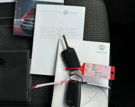 Серый Фольксваген Transporter, объемом двигателя 1.97 л и пробегом 220 тыс. км за 29500 $, фото 64 на Automoto.ua