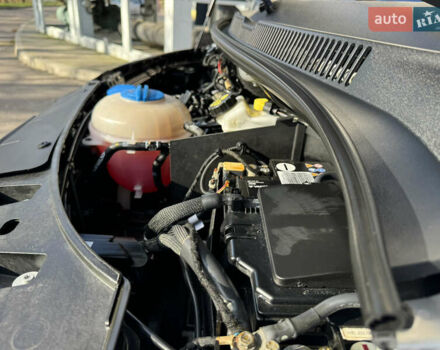 Серый Фольксваген Transporter, объемом двигателя 1.97 л и пробегом 220 тыс. км за 29500 $, фото 106 на Automoto.ua