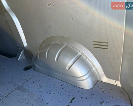 Серый Фольксваген Transporter, объемом двигателя 2 л и пробегом 150 тыс. км за 26800 $, фото 34 на Automoto.ua