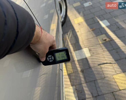 Серый Фольксваген Transporter, объемом двигателя 2 л и пробегом 208 тыс. км за 24850 $, фото 158 на Automoto.ua