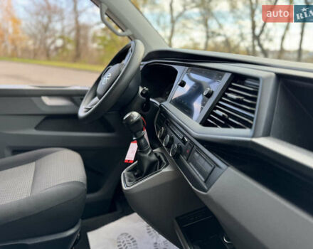 Серый Фольксваген Transporter, объемом двигателя 1.97 л и пробегом 220 тыс. км за 29500 $, фото 56 на Automoto.ua