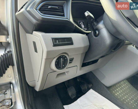 Серый Фольксваген Transporter, объемом двигателя 1.97 л и пробегом 220 тыс. км за 29500 $, фото 69 на Automoto.ua