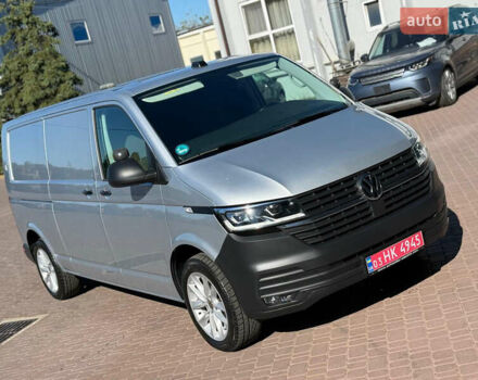 Серый Фольксваген Transporter, объемом двигателя 2 л и пробегом 150 тыс. км за 26800 $, фото 20 на Automoto.ua