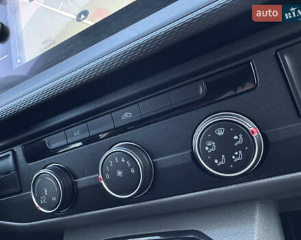 Серый Фольксваген Transporter, объемом двигателя 2 л и пробегом 208 тыс. км за 24850 $, фото 96 на Automoto.ua