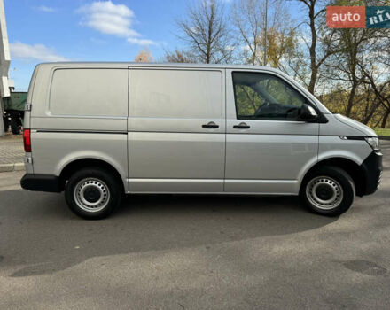 Серый Фольксваген Transporter, объемом двигателя 1.97 л и пробегом 220 тыс. км за 29500 $, фото 27 на Automoto.ua