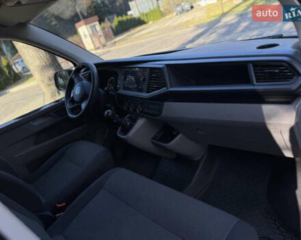 Серый Фольксваген Transporter, объемом двигателя 2 л и пробегом 208 тыс. км за 24850 $, фото 92 на Automoto.ua