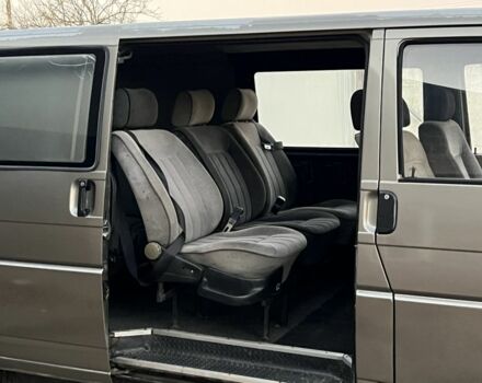 Серый Фольксваген Transporter, объемом двигателя 1.9 л и пробегом 442 тыс. км за 3450 $, фото 16 на Automoto.ua