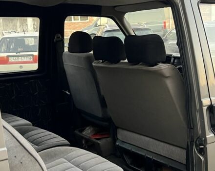 Серый Фольксваген Transporter, объемом двигателя 1.9 л и пробегом 442 тыс. км за 3450 $, фото 18 на Automoto.ua