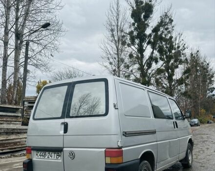 Серый Фольксваген Transporter, объемом двигателя 1.9 л и пробегом 408 тыс. км за 2850 $, фото 2 на Automoto.ua