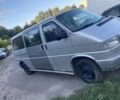 Серый Фольксваген Transporter, объемом двигателя 2.4 л и пробегом 500 тыс. км за 4000 $, фото 2 на Automoto.ua
