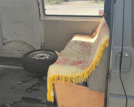 Серый Фольксваген Transporter, объемом двигателя 1.9 л и пробегом 320 тыс. км за 3200 $, фото 5 на Automoto.ua