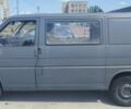 Серый Фольксваген Transporter, объемом двигателя 1.9 л и пробегом 320 тыс. км за 3200 $, фото 1 на Automoto.ua