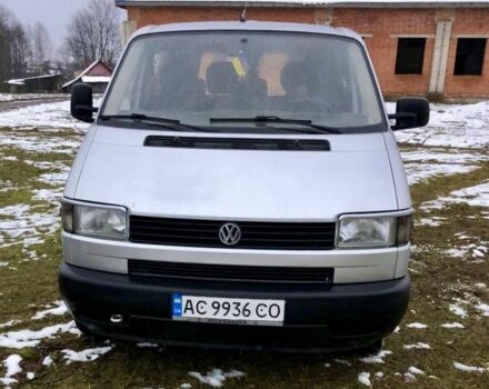 Серый Фольксваген Transporter, объемом двигателя 2.4 л и пробегом 300 тыс. км за 4500 $, фото 2 на Automoto.ua