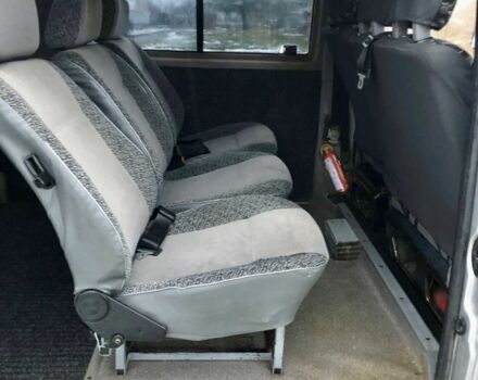 Серый Фольксваген Transporter, объемом двигателя 2.4 л и пробегом 300 тыс. км за 4500 $, фото 9 на Automoto.ua