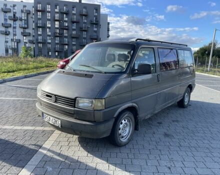 Серый Фольксваген Transporter, объемом двигателя 2.5 л и пробегом 280 тыс. км за 1500 $, фото 2 на Automoto.ua