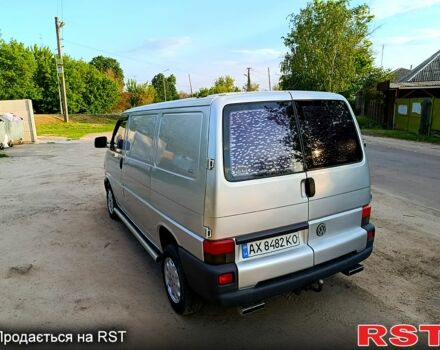 Серый Фольксваген Transporter, объемом двигателя 2.5 л и пробегом 300 тыс. км за 3700 $, фото 4 на Automoto.ua