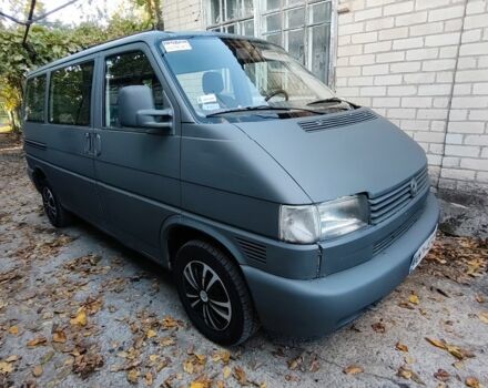 Серый Фольксваген Transporter, объемом двигателя 0 л и пробегом 500 тыс. км за 3000 $, фото 1 на Automoto.ua