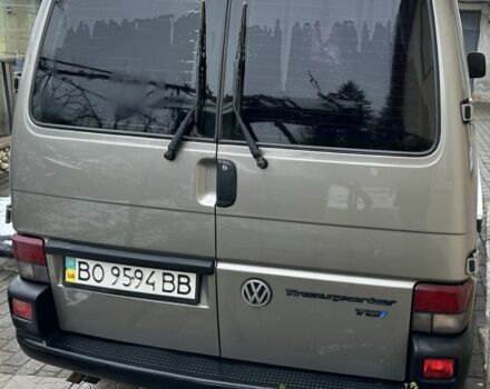 Серый Фольксваген Transporter, объемом двигателя 2.5 л и пробегом 392 тыс. км за 9750 $, фото 1 на Automoto.ua