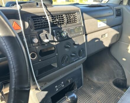 Серый Фольксваген Transporter, объемом двигателя 2.5 л и пробегом 430 тыс. км за 5550 $, фото 5 на Automoto.ua