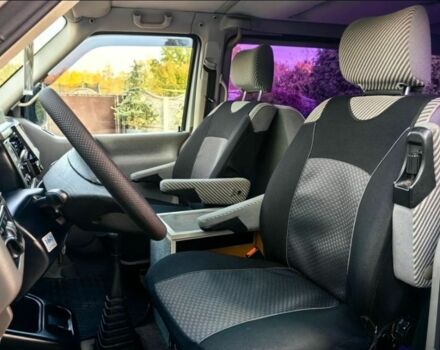 Серый Фольксваген Transporter, объемом двигателя 2.5 л и пробегом 243 тыс. км за 2100 $, фото 8 на Automoto.ua