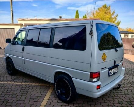 Серый Фольксваген Transporter, объемом двигателя 2.5 л и пробегом 243 тыс. км за 2100 $, фото 4 на Automoto.ua