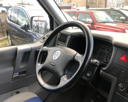 Серый Фольксваген Transporter, объемом двигателя 2.5 л и пробегом 224 тыс. км за 4400 $, фото 7 на Automoto.ua