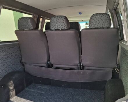 Сірий Фольксваген Transporter, об'ємом двигуна 2.5 л та пробігом 300 тис. км за 8900 $, фото 10 на Automoto.ua