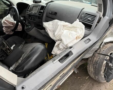 Сірий Фольксваген Transporter, об'ємом двигуна 2 л та пробігом 300 тис. км за 4999 $, фото 11 на Automoto.ua