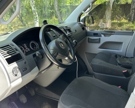 Серый Фольксваген Transporter, объемом двигателя 2 л и пробегом 225 тыс. км за 17000 $, фото 5 на Automoto.ua