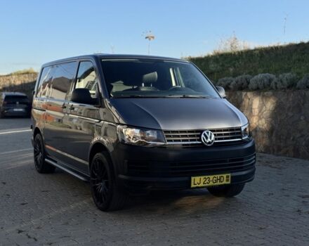 Серый Фольксваген Transporter, объемом двигателя 2 л и пробегом 205 тыс. км за 19900 $, фото 3 на Automoto.ua
