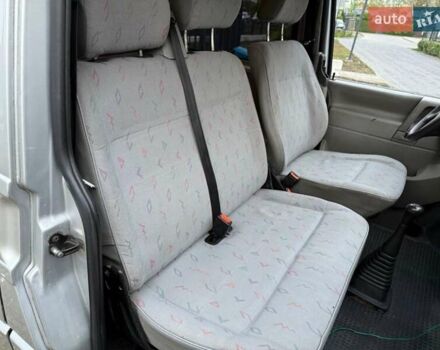 Сірий Фольксваген Transporter, об'ємом двигуна 2.5 л та пробігом 316 тис. км за 2400 $, фото 1 на Automoto.ua