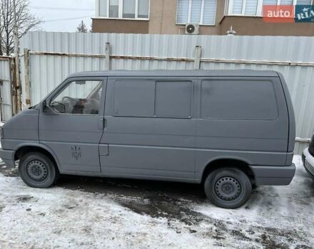Серый Фольксваген Transporter, объемом двигателя 1.9 л и пробегом 232 тыс. км за 4200 $, фото 17 на Automoto.ua
