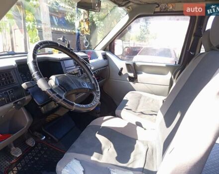 Сірий Фольксваген Transporter, об'ємом двигуна 2.4 л та пробігом 390 тис. км за 4300 $, фото 8 на Automoto.ua