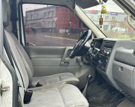 Сірий Фольксваген Transporter, об'ємом двигуна 0 л та пробігом 416 тис. км за 3500 $, фото 4 на Automoto.ua