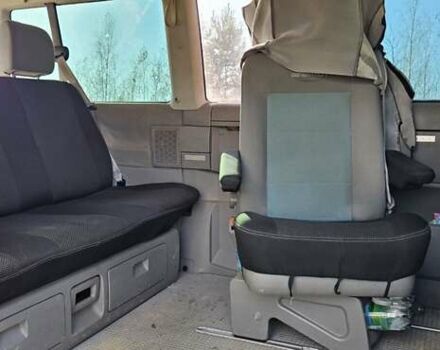 Серый Фольксваген Transporter, объемом двигателя 2.46 л и пробегом 430 тыс. км за 12000 $, фото 7 на Automoto.ua