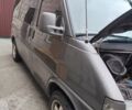 Серый Фольксваген Transporter, объемом двигателя 2.5 л и пробегом 700 тыс. км за 5999 $, фото 6 на Automoto.ua