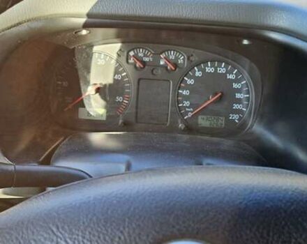 Серый Фольксваген Transporter, объемом двигателя 2.46 л и пробегом 430 тыс. км за 12000 $, фото 3 на Automoto.ua