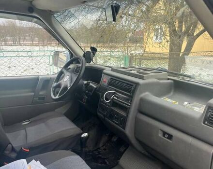 Серый Фольксваген Transporter, объемом двигателя 2.5 л и пробегом 407 тыс. км за 6200 $, фото 5 на Automoto.ua