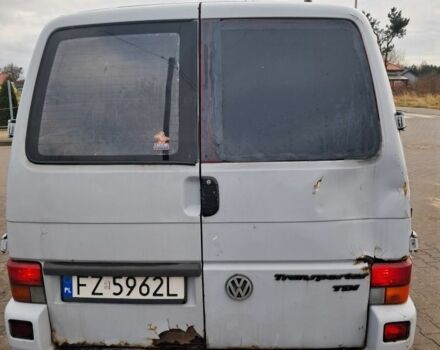 Серый Фольксваген Transporter, объемом двигателя 2 л и пробегом 383 тыс. км за 2670 $, фото 4 на Automoto.ua